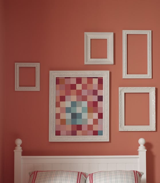 BeSo Style coral bedroom with frame collage