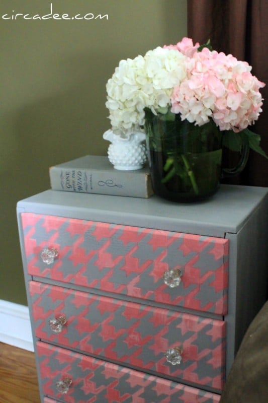 Circa Dee houndstooth painted dresser