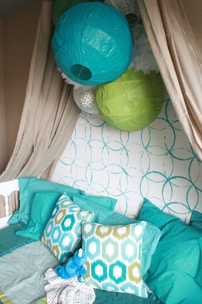Girls Bedroom with stenciled wall and crown cornice canopy bed blue and green (6)