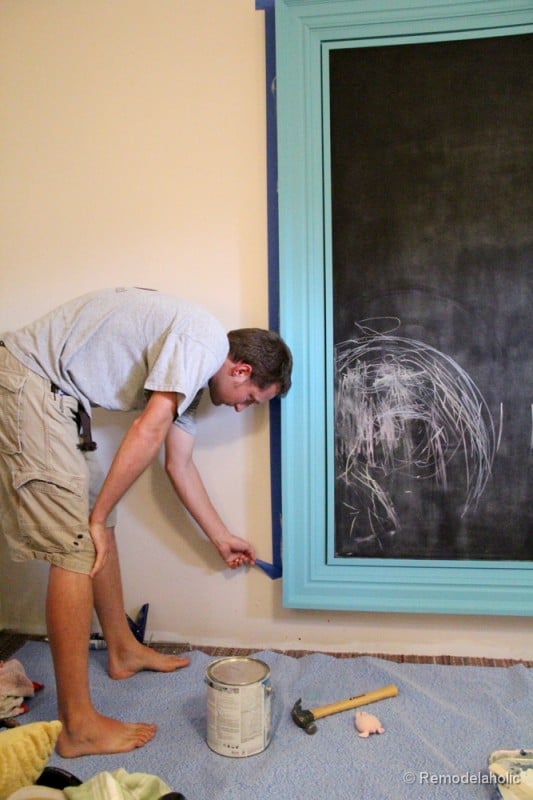 how to build a large chunky frame for a chalkboard-48