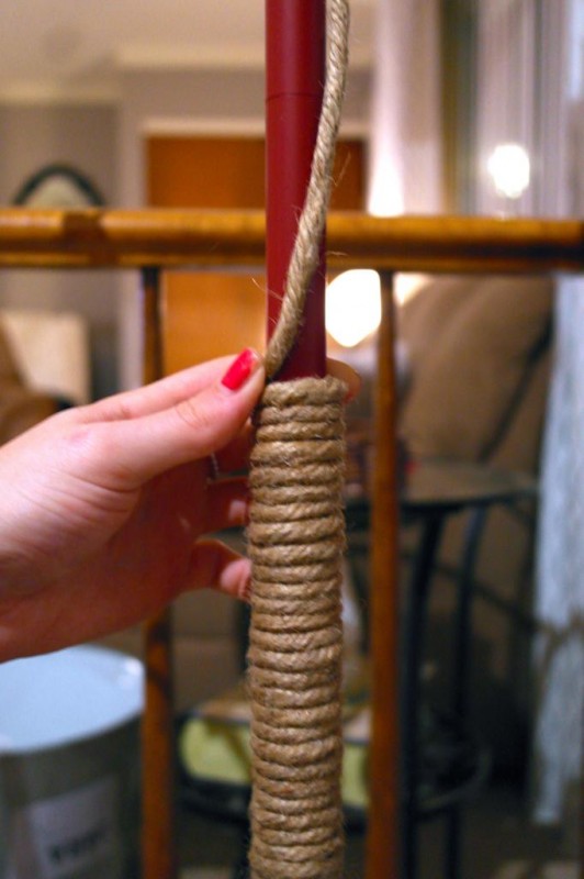 wrap an old floor lamp with jute hemp twine, Sypsie Designs featured on Remodelaholic