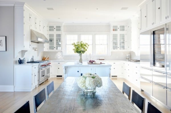 U shaped kitchen layout with ceiling height cabinets via DecorPad